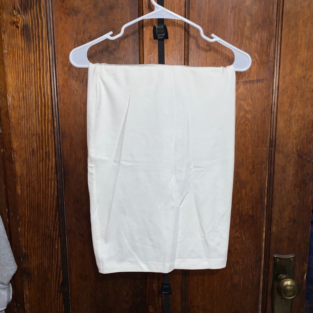 🌸 White MIDI Pencil Skirt